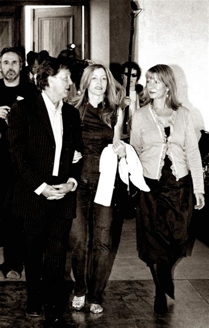 Anthea Norman-Taylor's Art + Science Discoveries