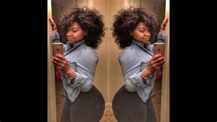 Captivating Insights Into Ayanna Jackson's Instagram For Art Connoisseurs