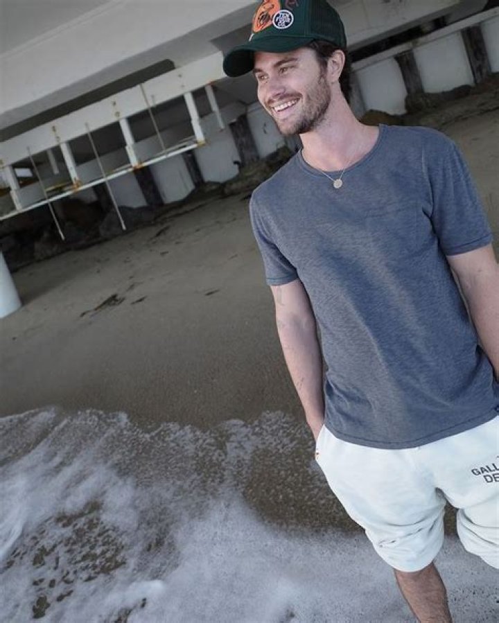 Unlocking Exclusive Content, Fan Connections, And Career Highlights