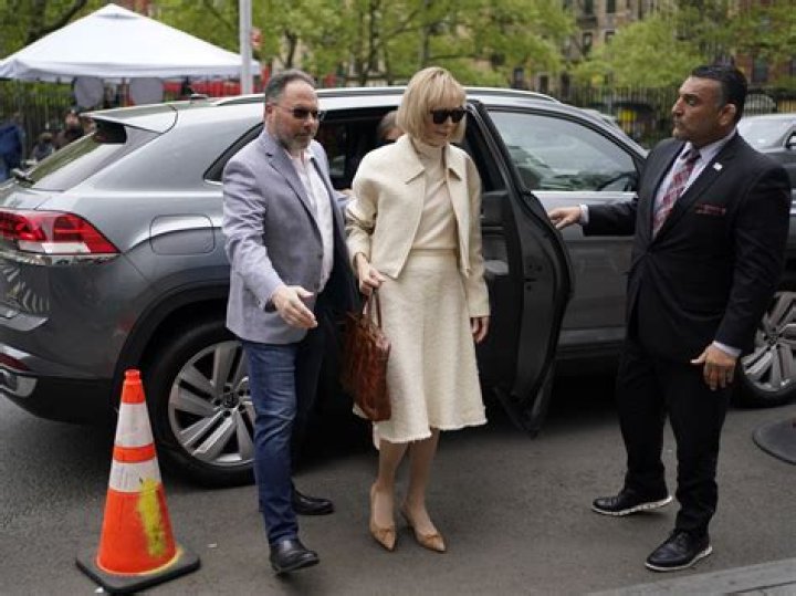 Unveiling E. Jean Carroll's Height: Secrets And Revelations