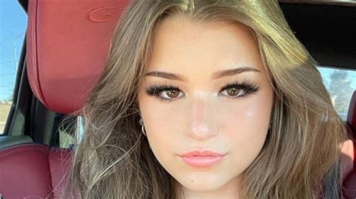 Unlock The Secrets Of Fanfix Brooke Monk: A Journey Of Discovery