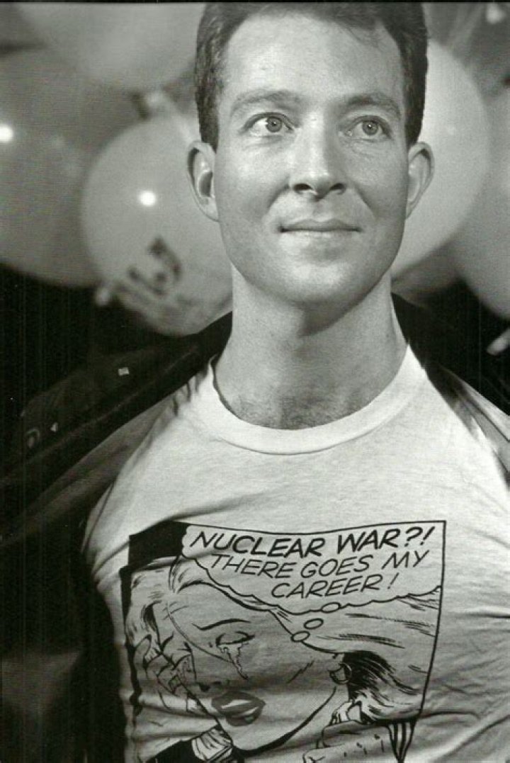 Discover The Enigmatic World Of Fred Schneider: Unlocking New Wave Secrets