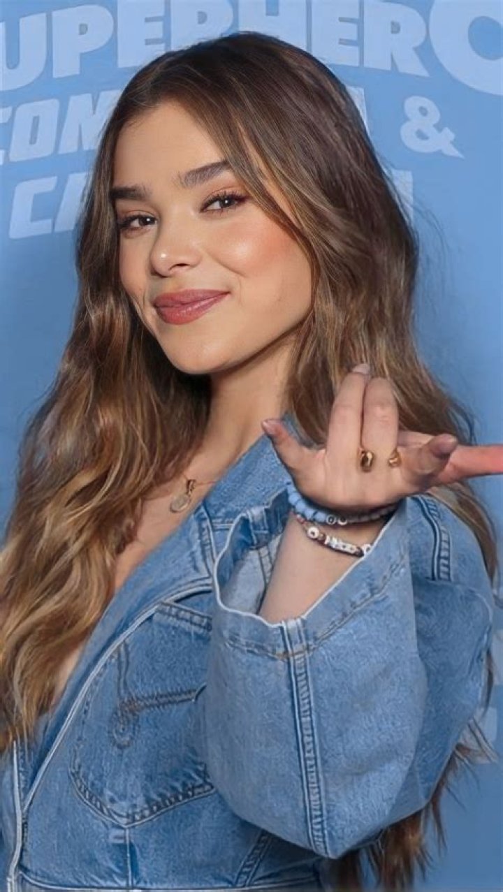 Unveiling Hailee Steinfeld's Impact: Discoveries And Insights