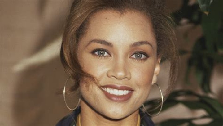 Exploring Vanessa Williams' Height And Impact