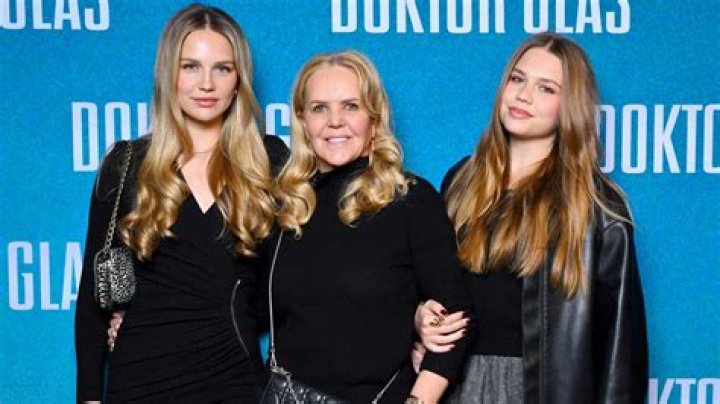 Unveiling The Artistic Synergy Of Ida Lundgren And Anette Qviberg