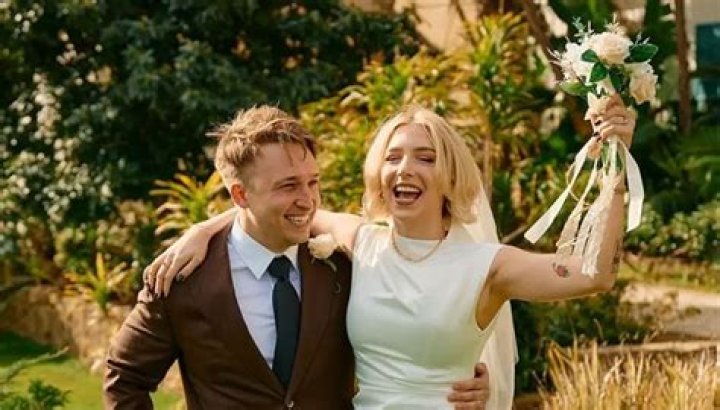 Is Shayne Topp Married? A Journey Of Discovery