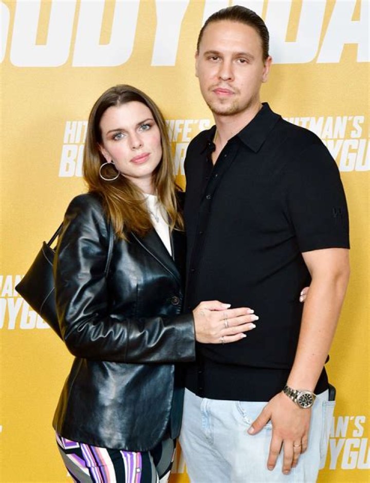 Uncover The Truth Behind Julia Fox's Ex-Husband: Secrets Revealed