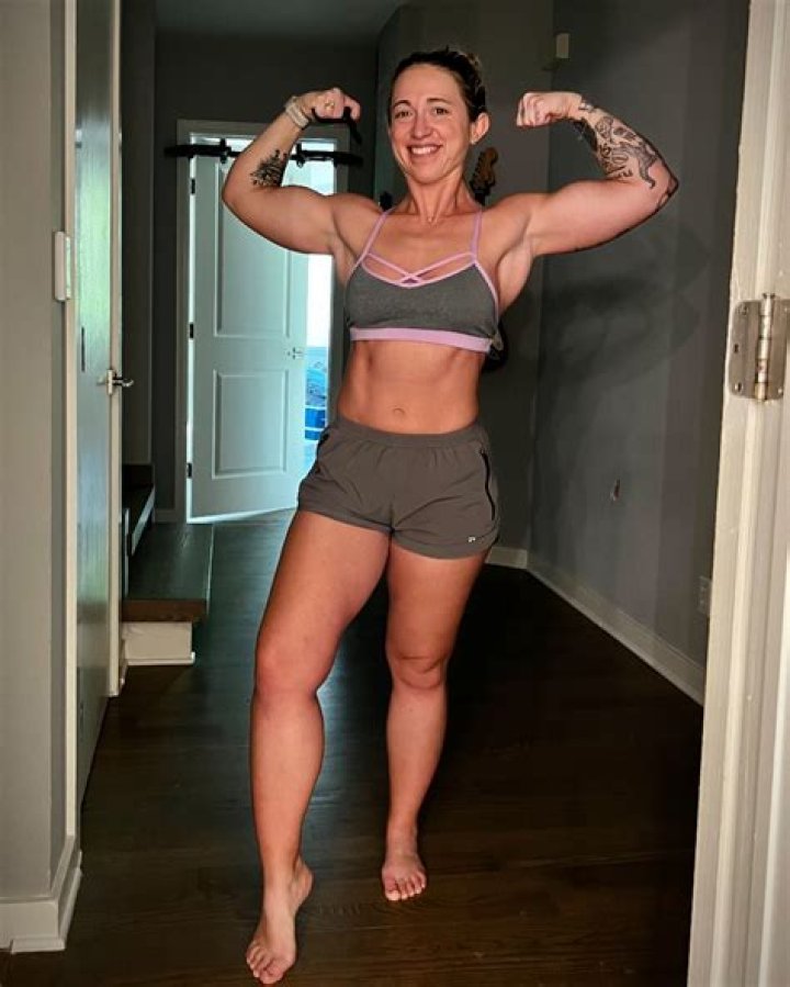 Unveiling The Enigma Of "Katina Eats Kilos": Insights And Revelations