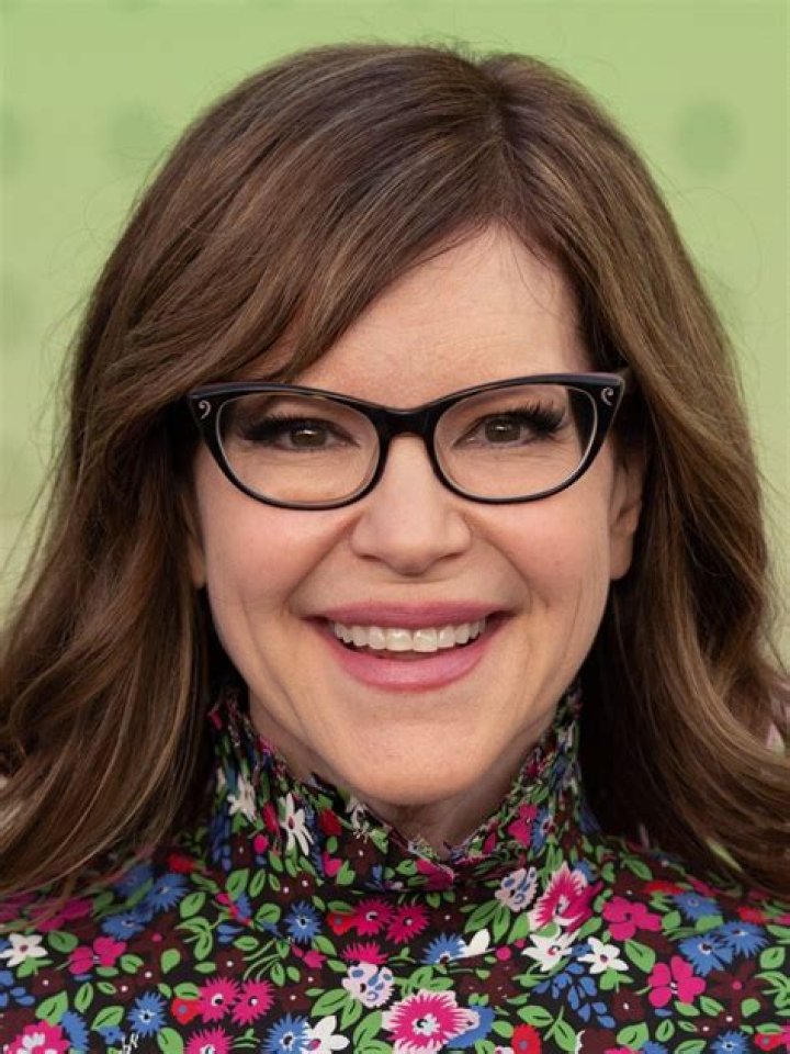 Unveiling Lisa Loeb: Discoveries And Revelations
