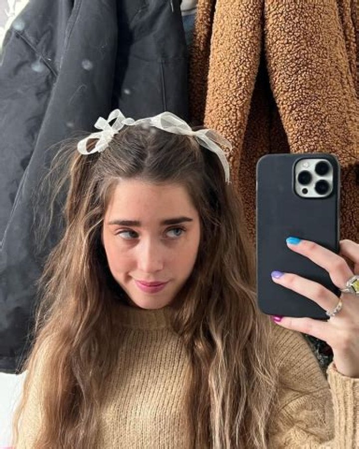 Unlocking The Real Estate Expertise Of Livinia Roberts: Uncover Hidden Insights