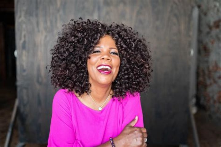 Lynda Randle's Age, Insights, And Enduring Legacy