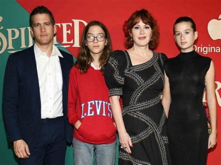 Uncover The Untold Stories Of Molly Ringwald's Siblings