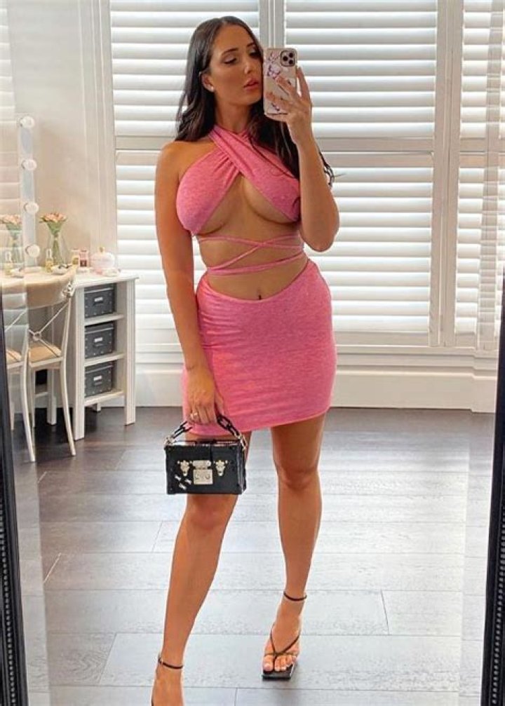 Unveiling The Truth: Naomi Ross Nude