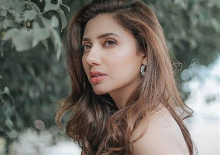 Unveiling The Cinematic Brilliance Of Pakistani Actress Mahira Khan