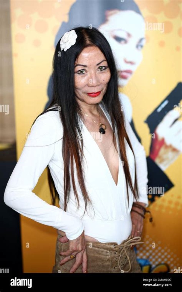 Unveil The Enchanting Korean Dance Of Grace