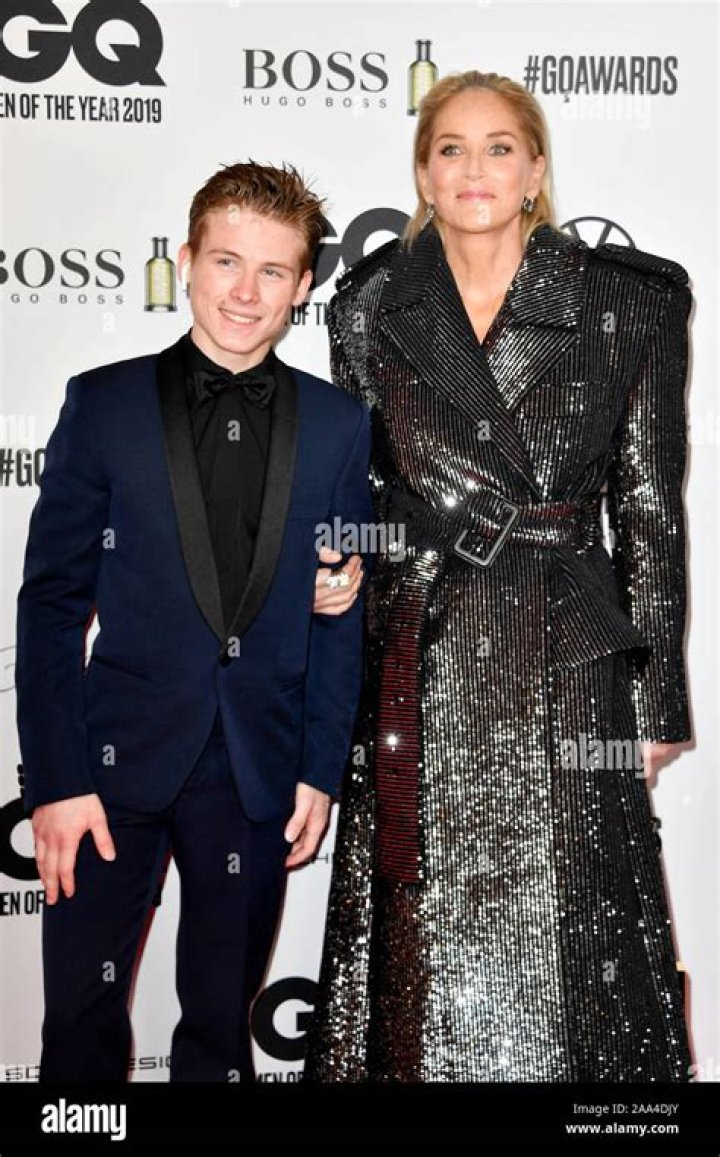 Unveiling The Secrets Of A Tech Pioneer: Roan Joseph Bronstein