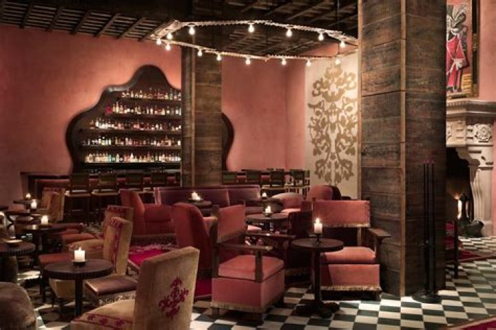 An Oasis Of Cocktails And Ambiance