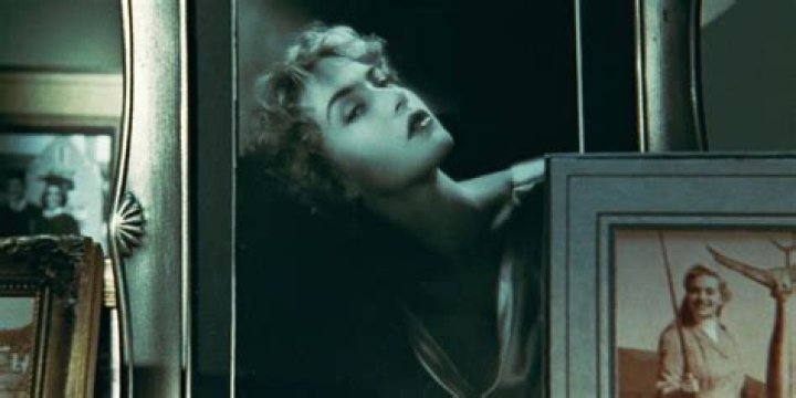 Exploring The Heart Of Titanic's Heroine