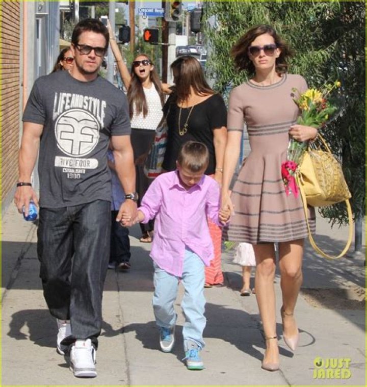 Unveiling The Private World Of Seth Macfarlane's Children