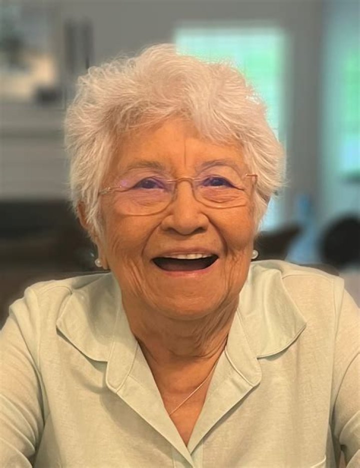 Discover The Unforgettable Life Of Sienna Reyes: A Heartwarming Obituary