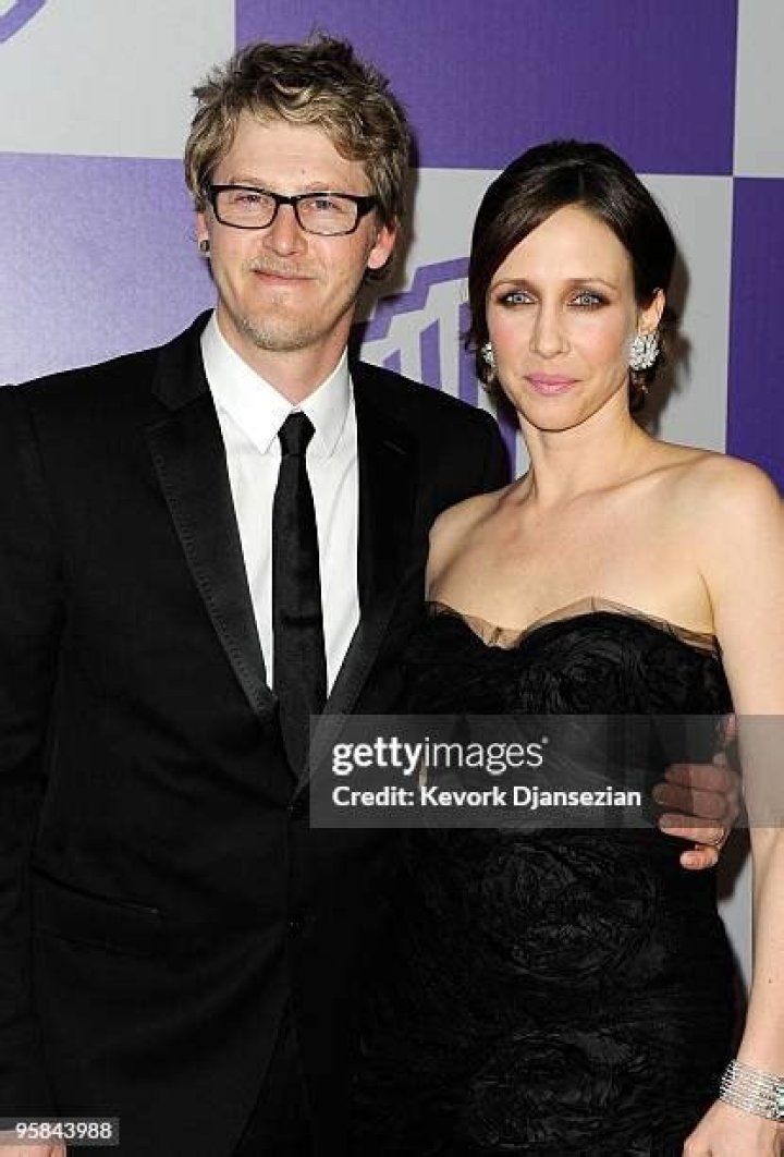 Unveiling Vera Farmiga's Husband And Their Endearing Relationship