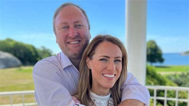 Unveiling Erin Sanders' Marital Bliss: Discoveries And Insights