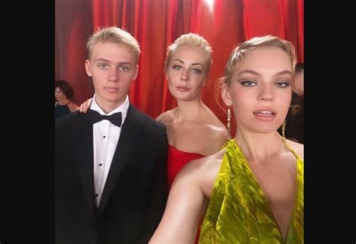 Uncovering The Story Of Zakhar Navalny